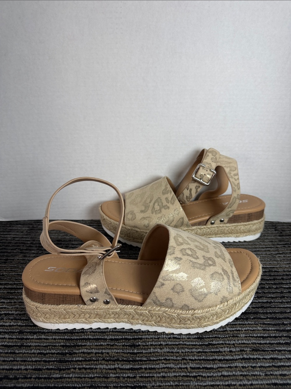 Cheetah Espadrille Platform Sandals - Picture 4 of 7